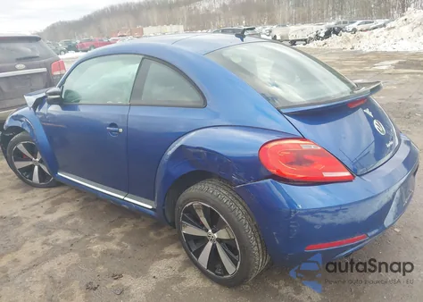 2012 Volkswagen Beetle 2.0T Turbo z USA, uszkodzony, nr VIN 3VWVA7ATXCM666320